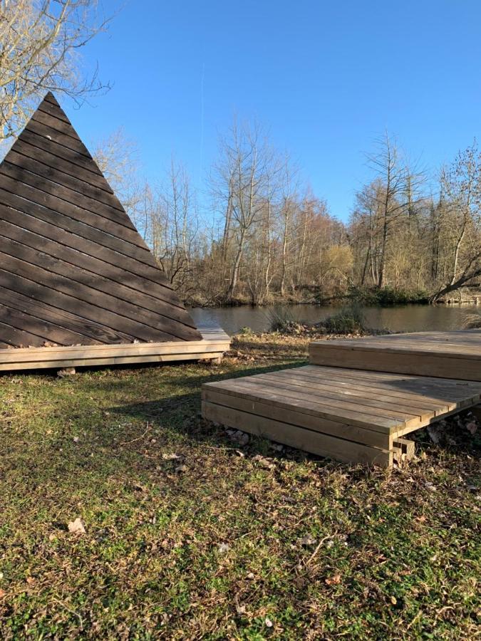 Hotel L'Ile Du Saussay Itteville Zewnętrze zdjęcie