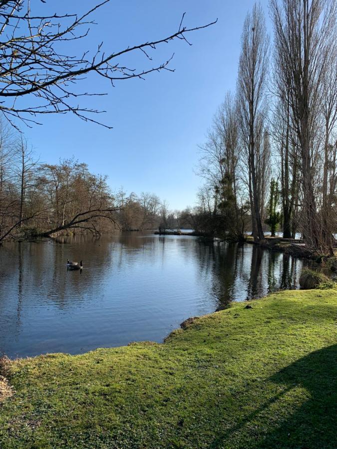 Hotel L'Ile Du Saussay Itteville Zewnętrze zdjęcie