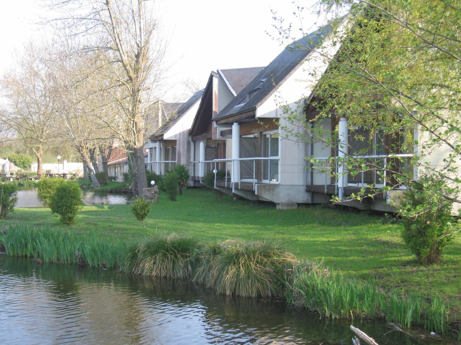 Hotel L'Ile Du Saussay Itteville Zewnętrze zdjęcie